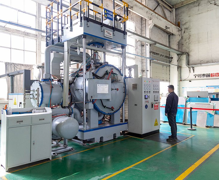 Diffusion Bonding Machine