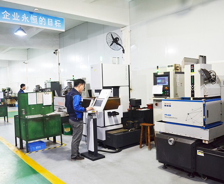 Advantages of FARWARDER Mold Manufacturing CNC Machining